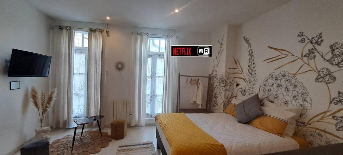 Les arcades Studio Coeur de ville Cholet Extérieur photo